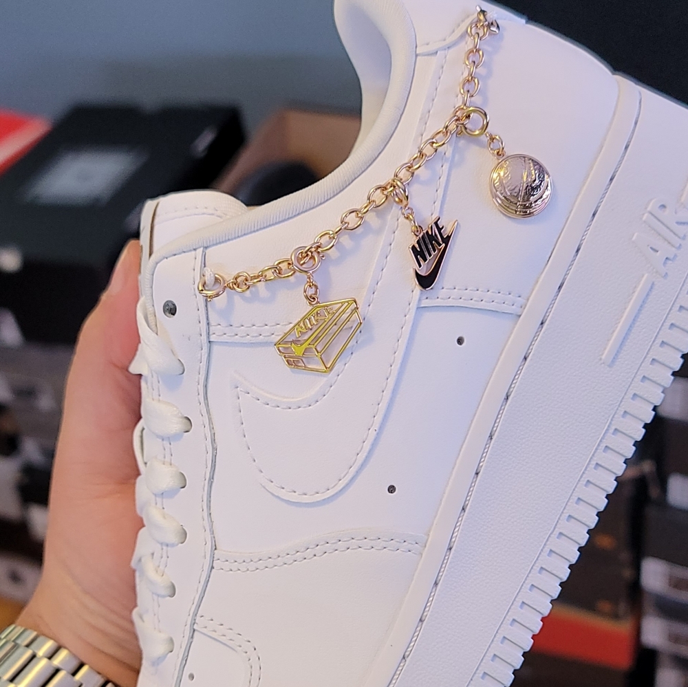 Air Force 1 "lucky charm" womans size 7.5,8.5,9,10